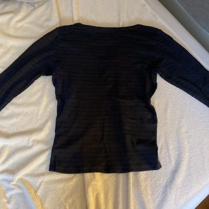 I’m selling a brandy Melville long sleeve top